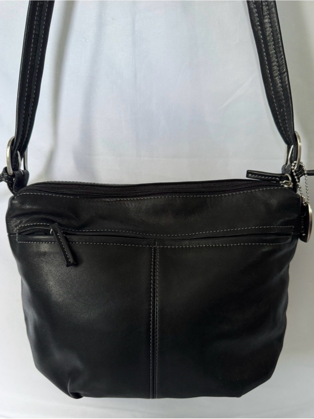 Tignanello EUC dual section leather crossbody - Picture 3 of 9